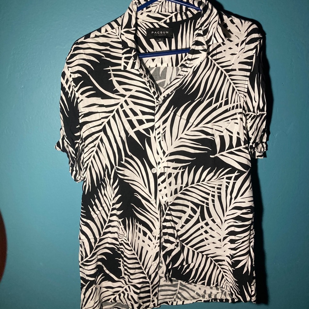 PacSun Hawaiian button up shirt M